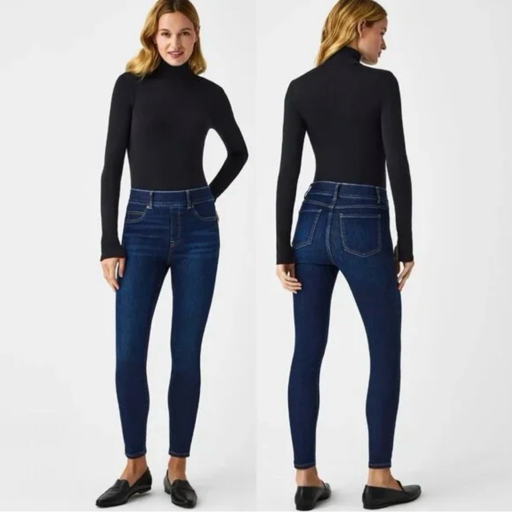 SPANX Women's straight leg skinny jeans